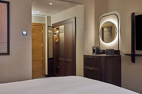 Hilton Milan