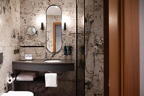 Hilton Milan