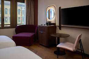 Hilton Milan
