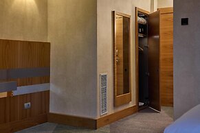 Hilton Milan