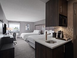 Holiday Inn Calgary-Airport, an IHG Hotel