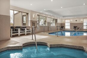 Holiday Inn Calgary-Airport by IHG