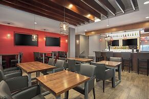 Holiday Inn Calgary-Airport by IHG
