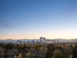 Holiday Inn Calgary-Airport by IHG