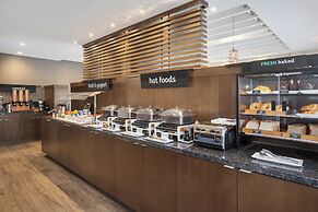 Holiday Inn Calgary-Airport by IHG