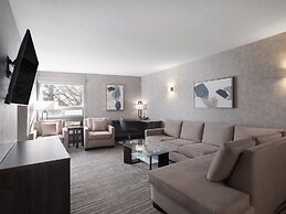 Holiday Inn Calgary-Airport by IHG