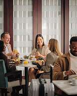 Sheraton Montreal Airport Hotel