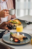 Sheraton Montreal Airport Hotel