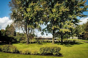 Sheraton Montreal Airport Hotel