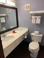 Albany Airport Inn