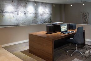 Courtyard by Marriott Orlando Airport