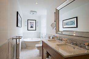 Low Wood Bay Resort & Spa