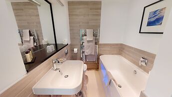 Low Wood Bay Resort & Spa