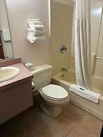 Nisswa Hotel and Suites