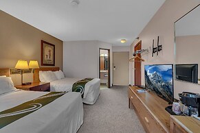 Nisswa Hotel and Suites