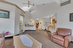 Nisswa Hotel and Suites