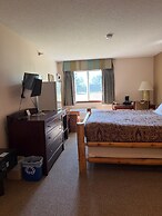 Nisswa Hotel and Suites
