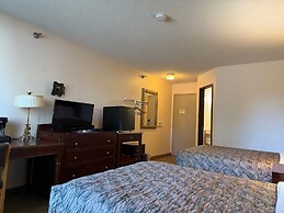 Nisswa Hotel and Suites