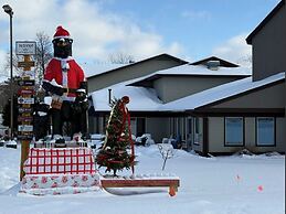 Nisswa Hotel and Suites