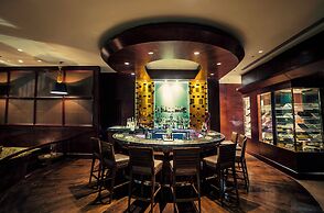 The Nile Ritz-Carlton, Cairo