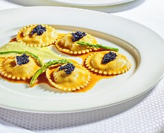 The Nile Ritz-Carlton, Cairo