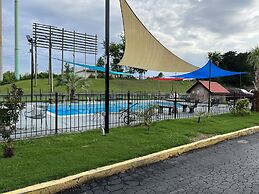 Country Hearth Inn & Suites Cartersville