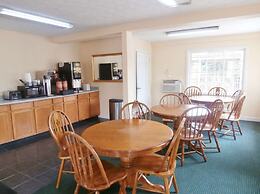 Country Hearth Inn & Suites Cartersville