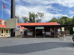 Country Hearth Inn & Suites Cartersville