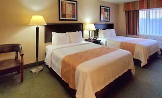 Quality Inn & Suites Anaheim At The Park