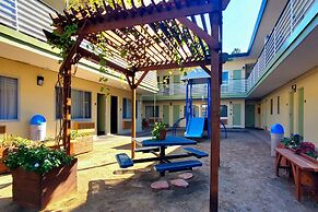 Quality Inn & Suites Anaheim At The Park