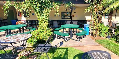 Quality Inn & Suites Anaheim At The Park