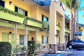 Quality Inn & Suites Anaheim At The Park