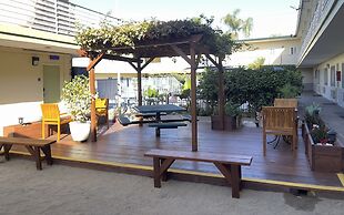 Quality Inn & Suites Anaheim At The Park