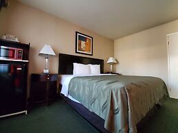 Quality Inn & Suites Anaheim At The Park