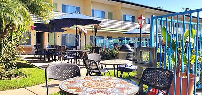 Quality Inn & Suites Anaheim At The Park