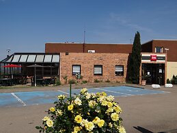 ibis Auxerre Sud