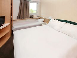ibis Auxerre Sud