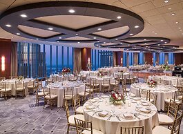 The Marquette Hotel, Curio Collection by Hilton
