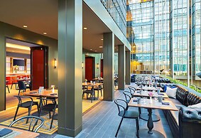 The Marquette Hotel, Curio Collection by Hilton