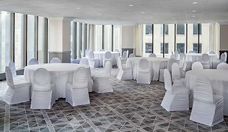 The Marquette Hotel, Curio Collection by Hilton