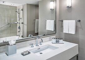 The Marquette Hotel, Curio Collection by Hilton