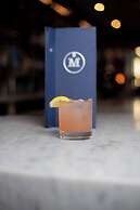 The Marquette Hotel, Curio Collection by Hilton