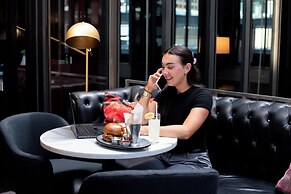 The Marquette Hotel, Curio Collection by Hilton