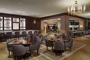 The Marquette Hotel, Curio Collection by Hilton