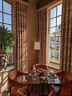 Richmond Hill Hotel