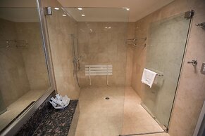 Best Western Plus Goulburn