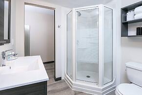 Quality Inn & Conference Centre Kingston Central