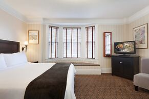 Executive Hotel Vintage Court