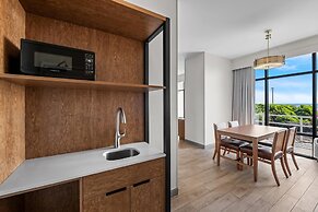 Country Inn & Suites by Radisson, Virginia Beach (Oceanfront), VA