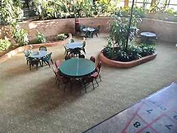 Holiday Inn St. Louis West Six Flags by IHG